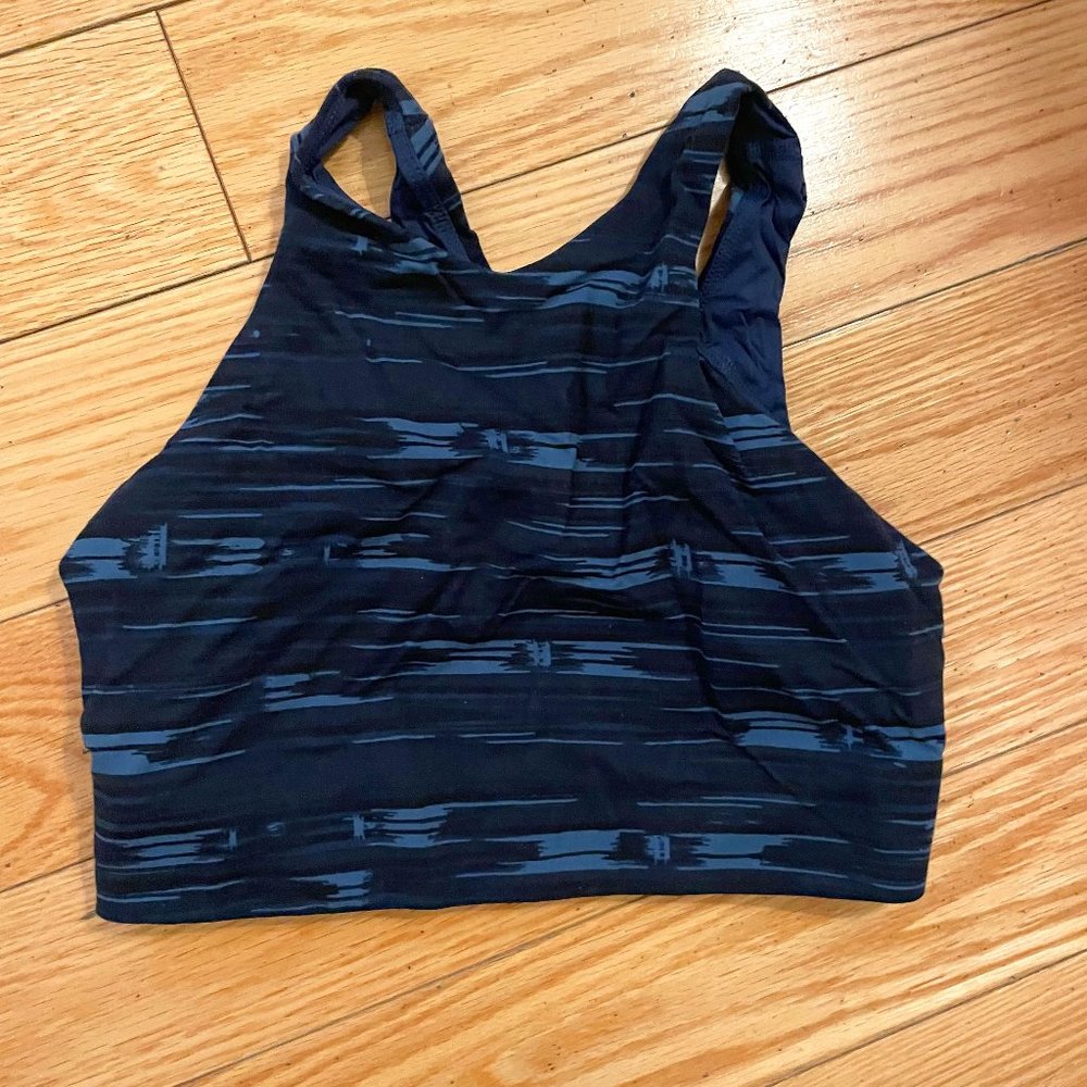 new balance Women's Evolve Printed Crop top bra